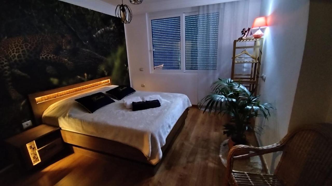 Teuta- Luxury Penthouse 200m2